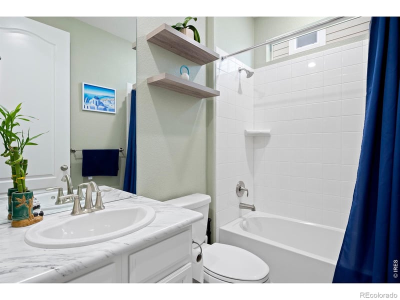 18941 84th Ave, Arvada, CO 80007