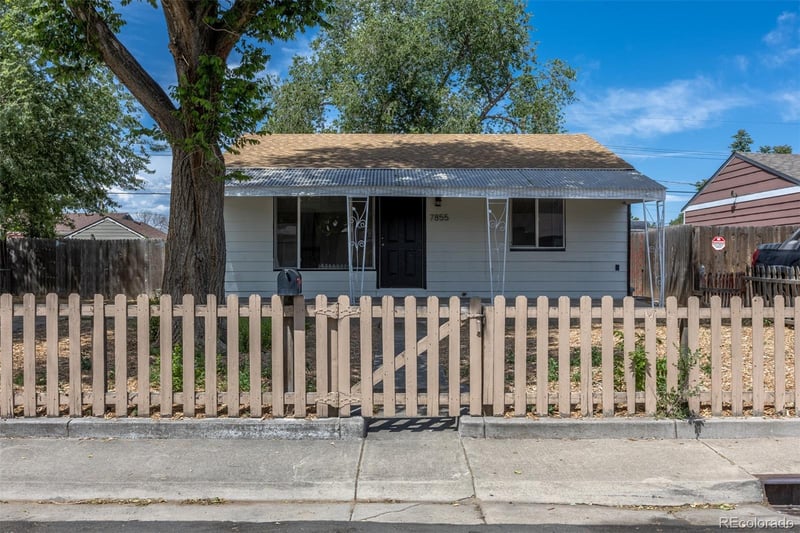 7855 Newport St, Commerce City, CO 80022