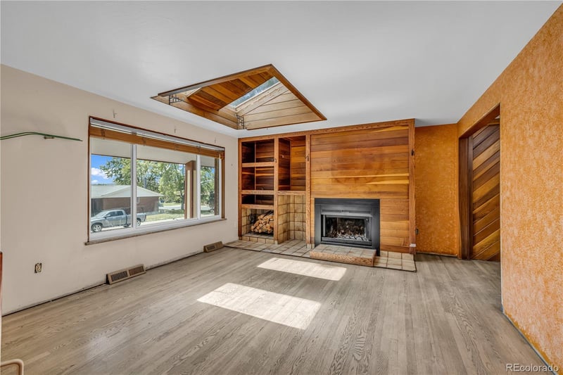 4391 Dixon Dr, Westminster, CO 80031