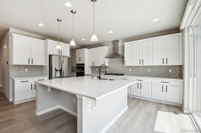 248 Hampshire Ln, Castle Pines, CO 80108