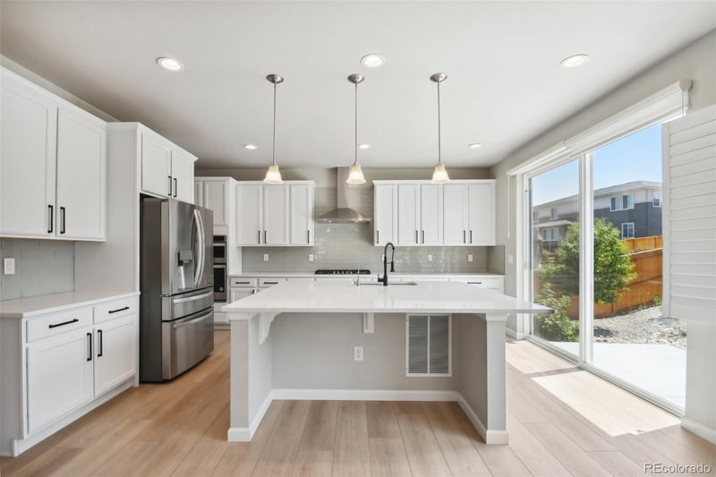 248 Hampshire Ln, Castle Pines, CO 80108
