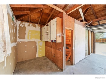 1902 Kenton St, Aurora, CO 80010