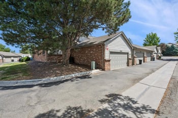 4282 S Fairplay Cir #A, Aurora, CO 80014