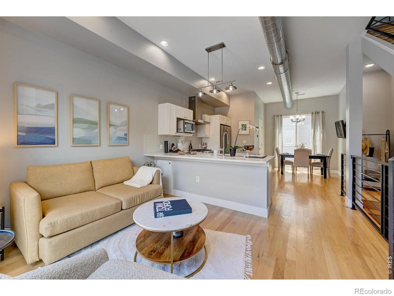 3314 S Washington St, Englewood, CO 80113
