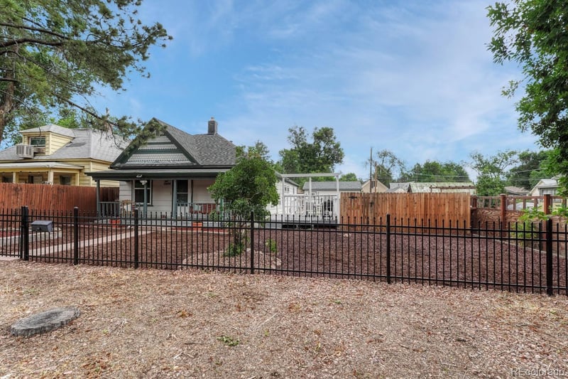 1644 Vermijo Ave, Colorado Springs, CO 80904