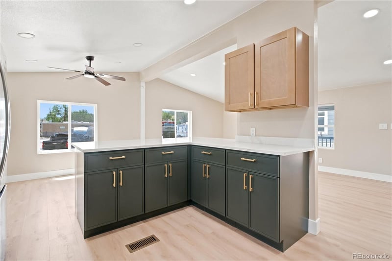 181 Mesa Verde St, Golden, CO 80401