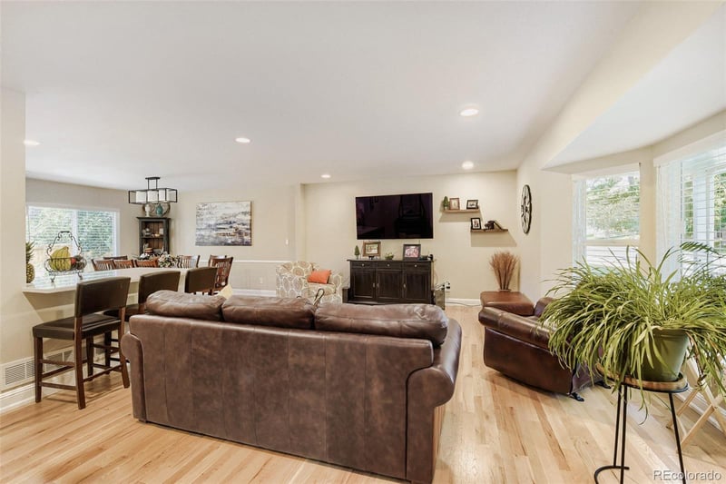 7373 S Pontiac Way, Englewood, CO 80112