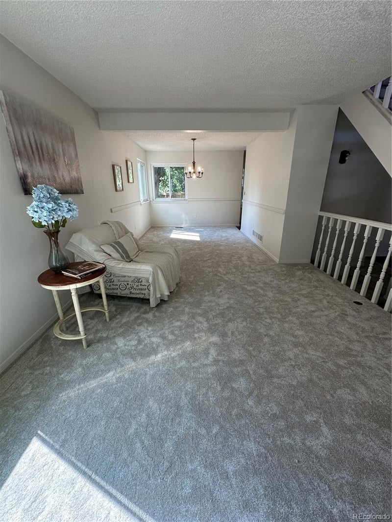 16392 Hialeah Dr, Centennial, CO 80015