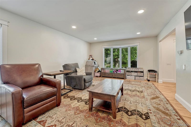 7480 S Harrison Way, Centennial, CO 80122