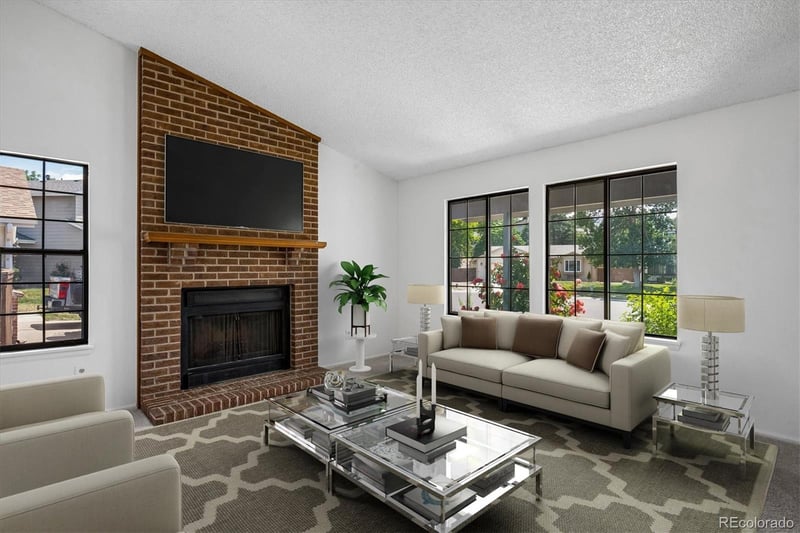 8954 S Round Rock St, Highlands Ranch, CO 80126