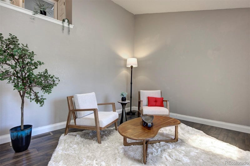11542 Lake Dr, Littleton, CO 80127