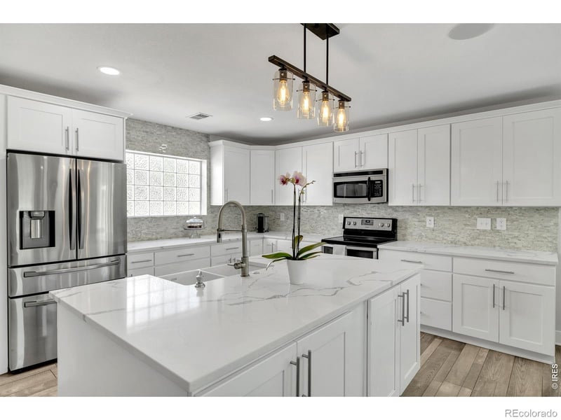 3855 Beechwood Ln, Johnstown, CO 80534
