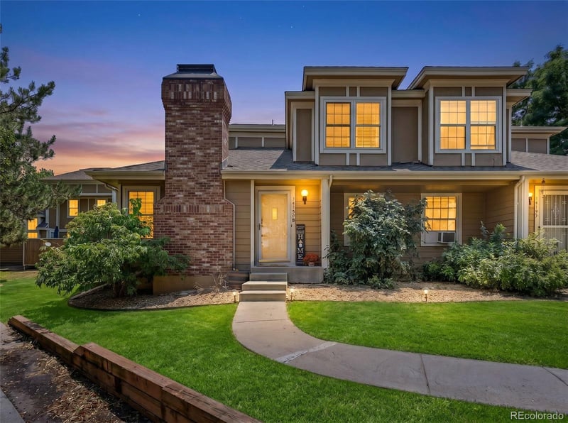 14199 Dickinson Dr #B, Aurora, CO 80014