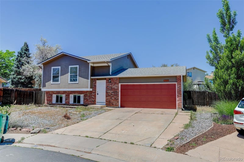 19743 Oxford Dr, Aurora, CO 80013