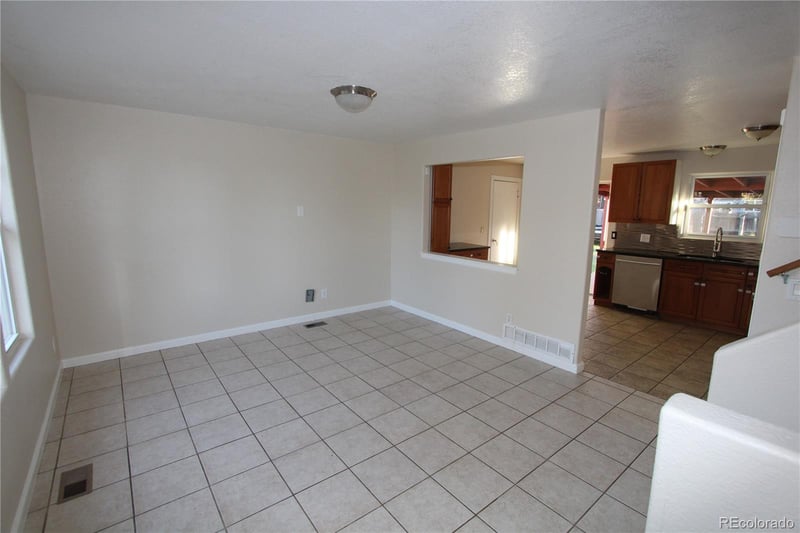 4581 Fraser Way, Denver, CO 80239