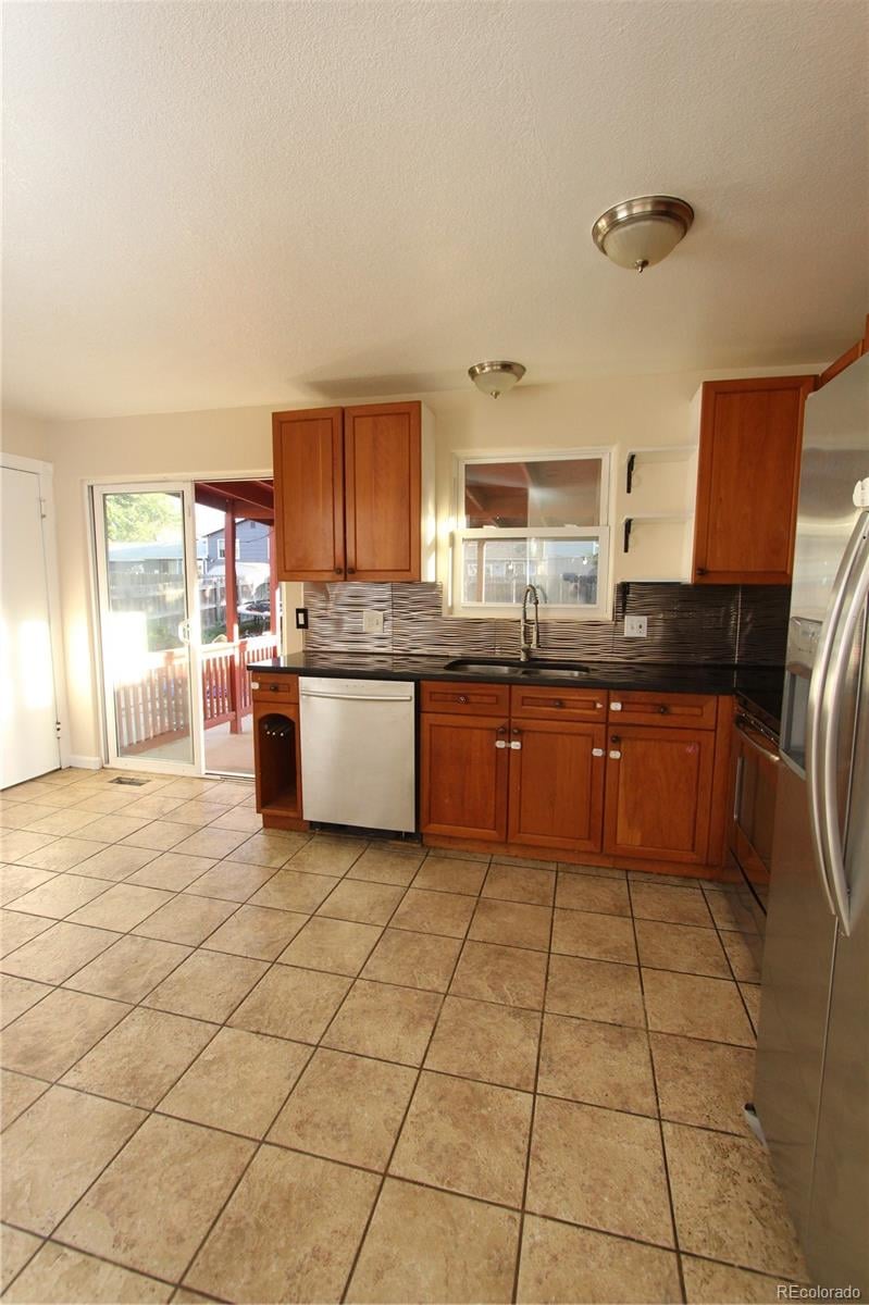 4581 Fraser Way, Denver, CO 80239