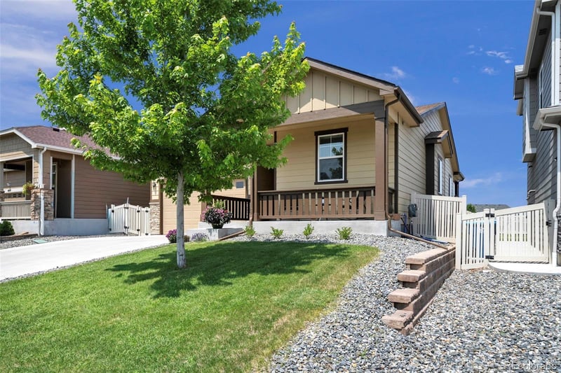 10573 Yosemite St, Henderson, CO 80640