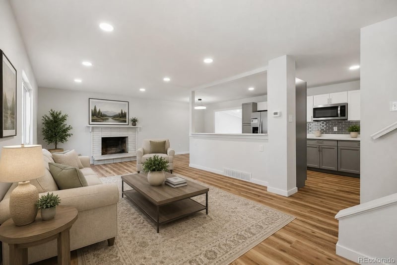 672 Elkhart St, Aurora, CO 80011