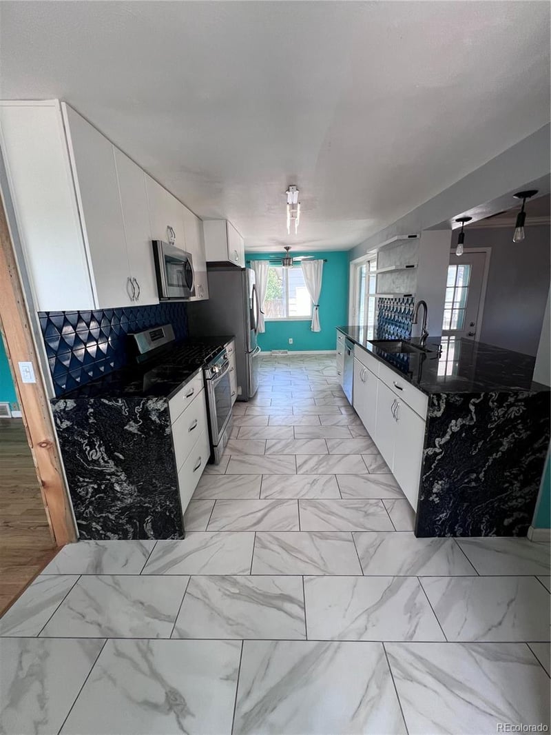 6668 Chase St, Arvada, CO 80003