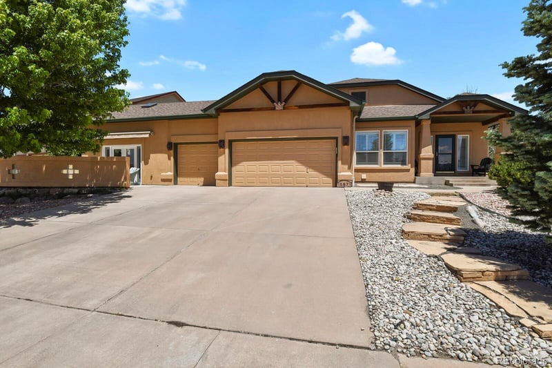15871 Agate Creek Dr, Monument, CO 80132