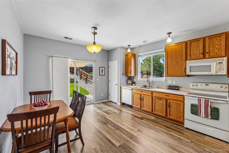 10566 Tracewood Cir, Littleton, CO 80130