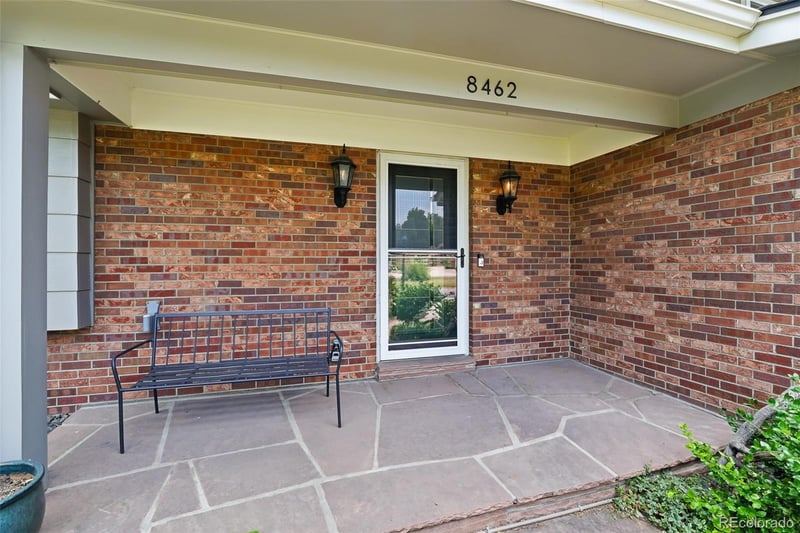 8462 W 24th Ave, Lakewood, CO 80215