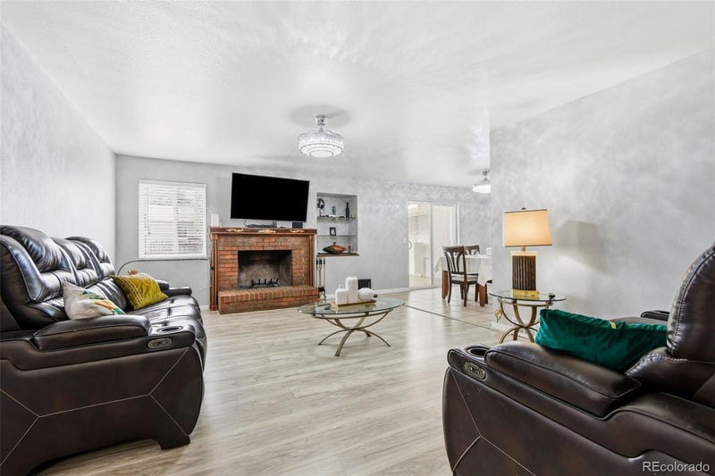 14938 E Florida Ave, Aurora, CO 80012