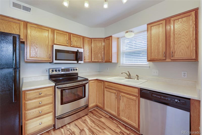 1631 Deframe St #B8, Lakewood, CO 80228