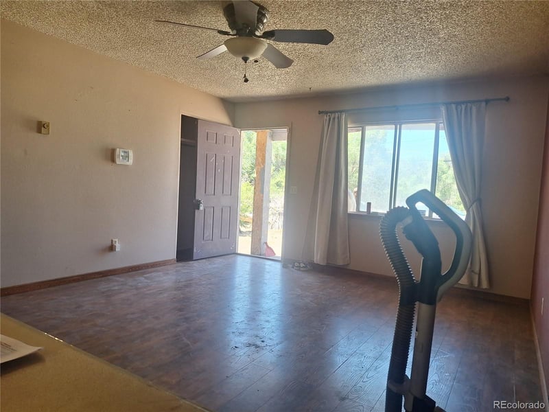 720 Garnet Ave, Delta, CO 81416