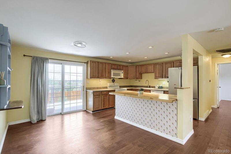 5160 Simms Pl, Wheat Ridge, CO 80033