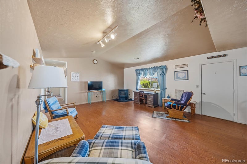 67277 Las Vegas Dr, Montrose, CO 81401