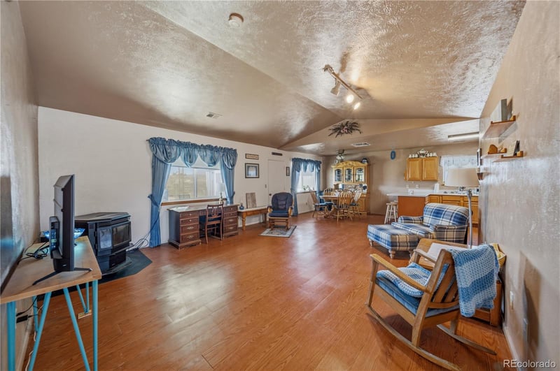 67277 Las Vegas Dr, Montrose, CO 81401