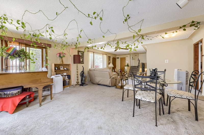 3290 Ivy St, Denver, CO 80207