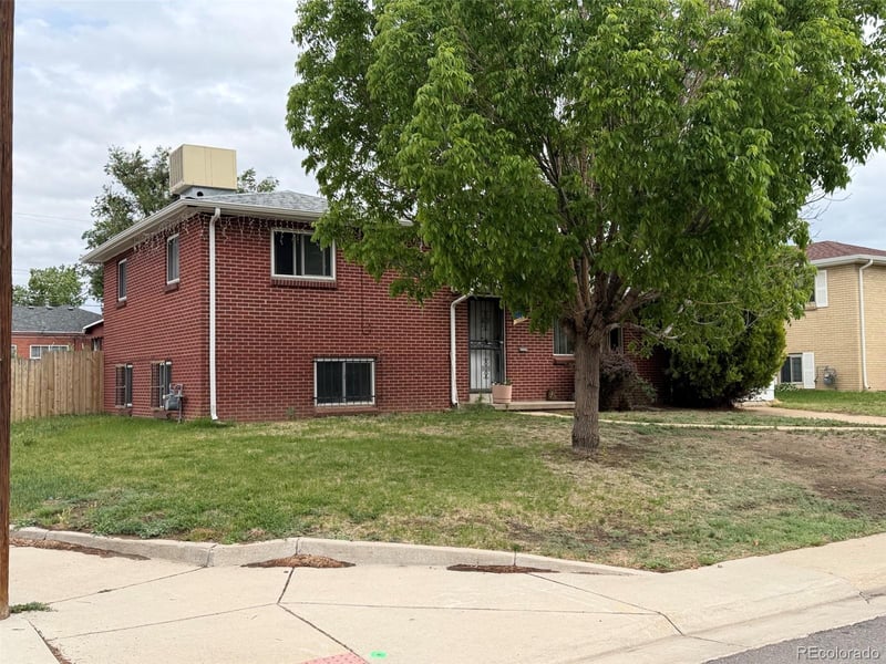 3290 Ivy St, Denver, CO 80207