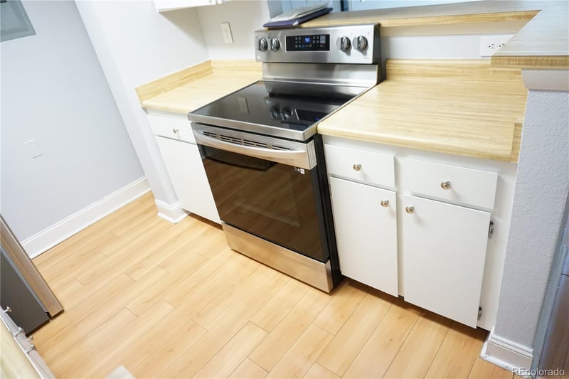 14161 Jewel Ave #202, Aurora, CO 80012
