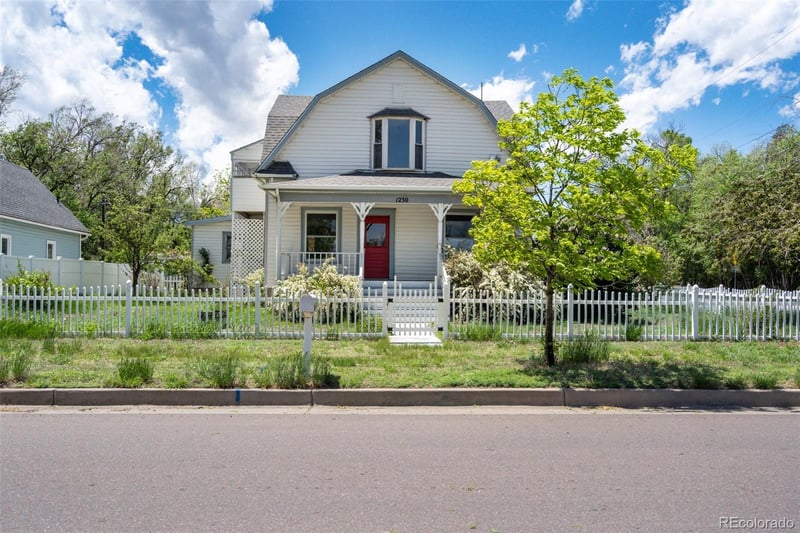 1230 Glen Ave, Colorado Springs, CO 80905