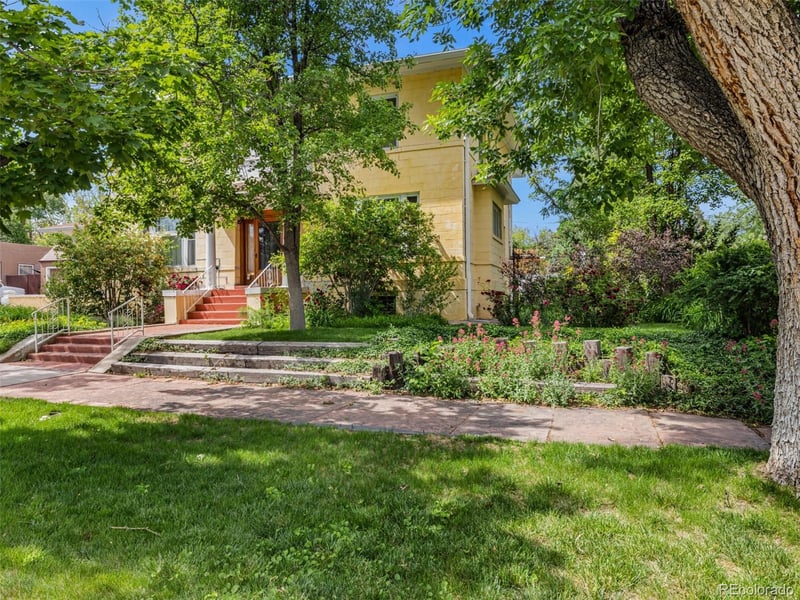 321 18th St, Pueblo, CO 81003