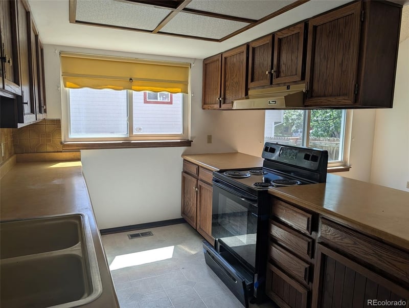 10783 Berry Pl, Littleton, CO 80127