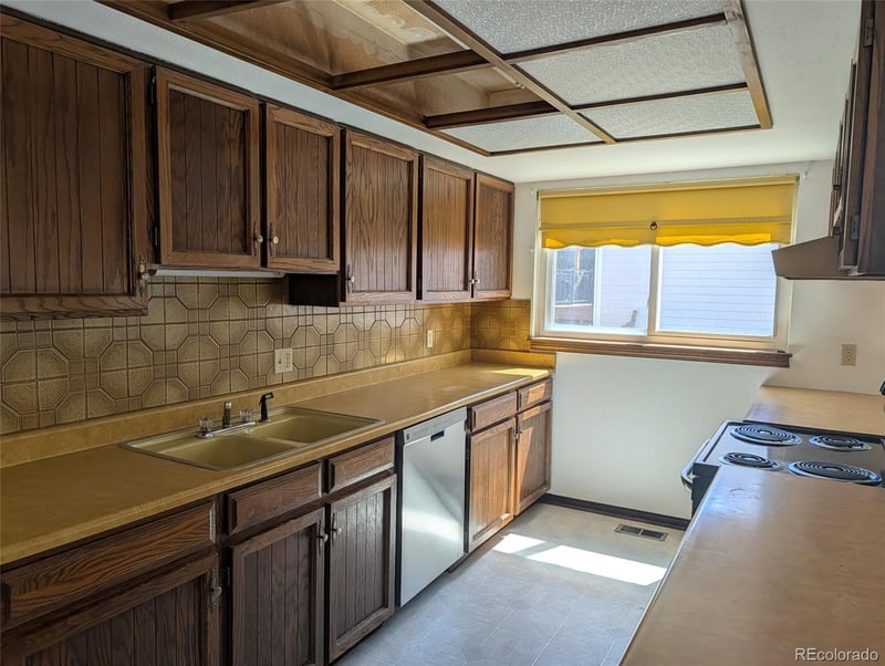 10783 Berry Pl, Littleton, CO 80127