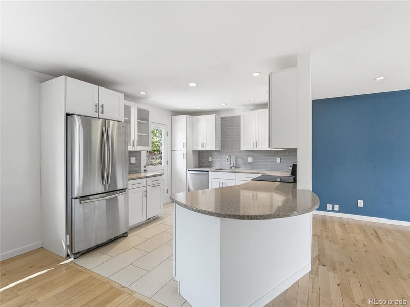 2249 S Yank Ct, Lakewood, CO 80228
