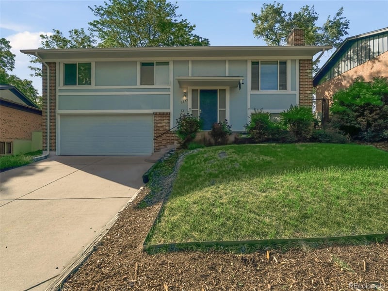2249 S Yank Ct, Lakewood, CO 80228