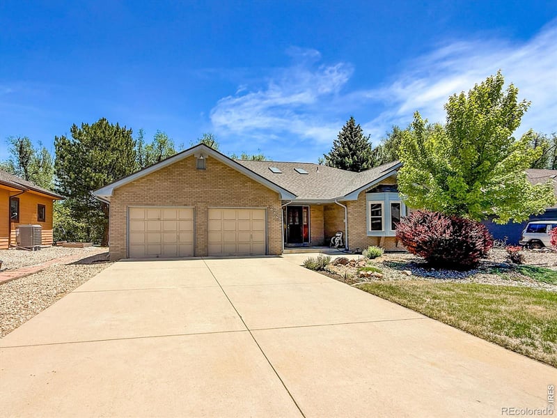 2224 Spindrift Dr, Longmont, CO 80503
