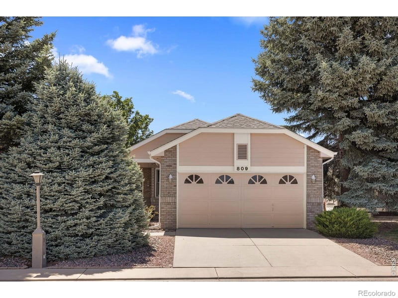 809 Zweck Ct, Longmont, CO 80503