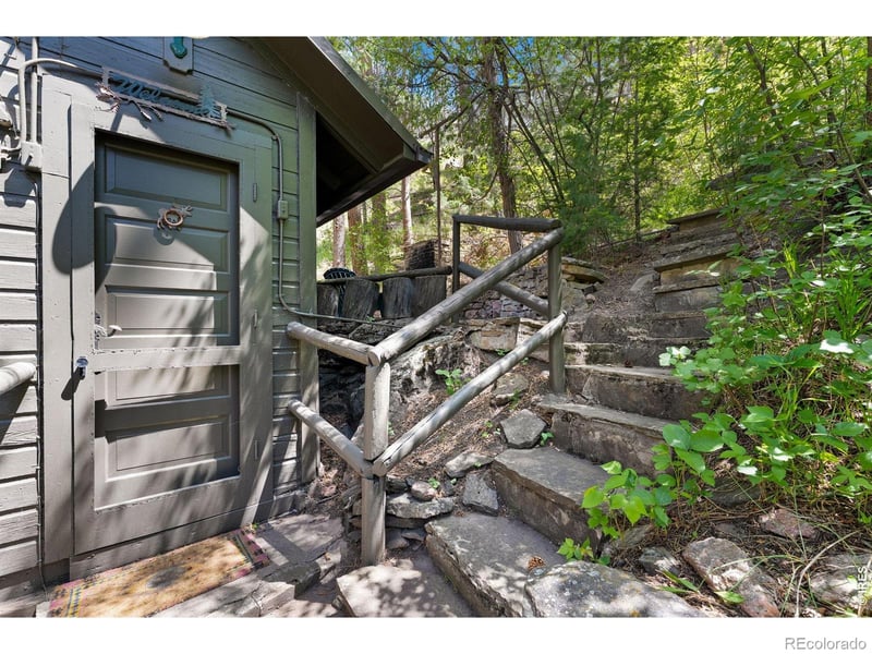 11005 Highway 14 , Bellvue, CO 80512