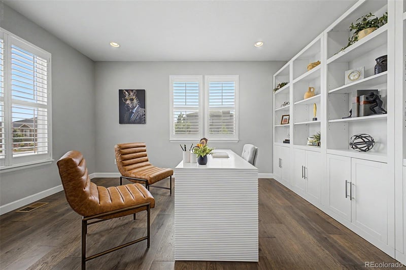 8102 Adams Fork Ave, Littleton, CO 80125