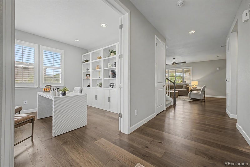 8102 Adams Fork Ave, Littleton, CO 80125