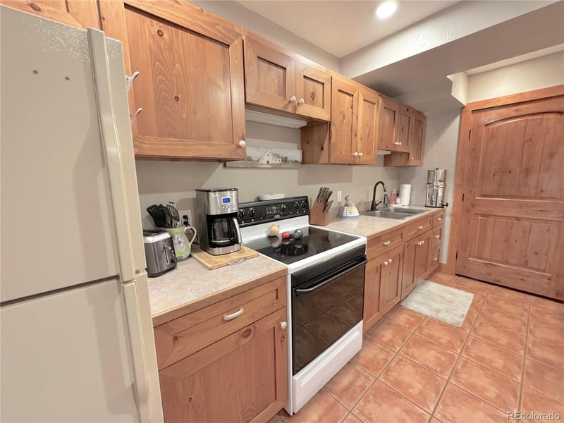 4760 Lariat Dr, Castle Rock, CO 80108