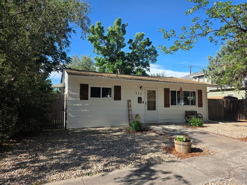 532 11th St, Loveland, CO 80537