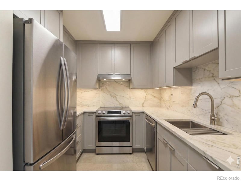 855 Pennsylvania St #301, Denver, CO 80203