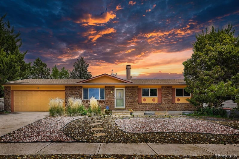 4618 Ridgeglen Rd, Colorado Springs, CO 80918